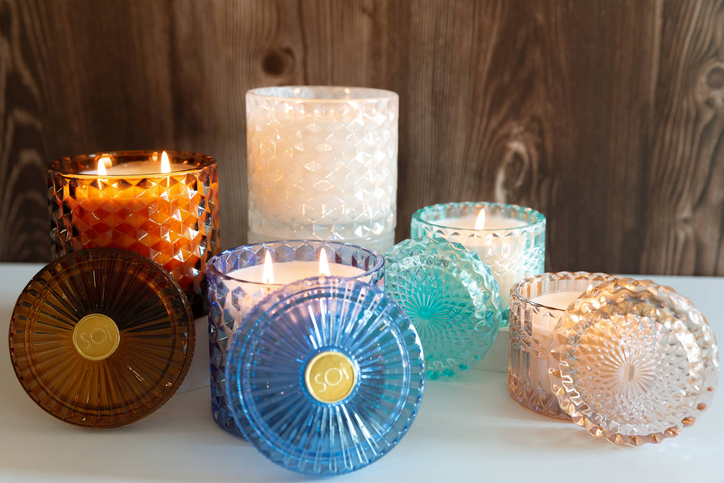 'Santorini Breeze" 15oz Shimmer Candle