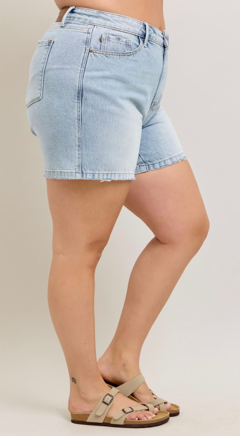 Plus-Size Judy Blue High Rise Rigid Front Tummy Control Light Wash Magic Short