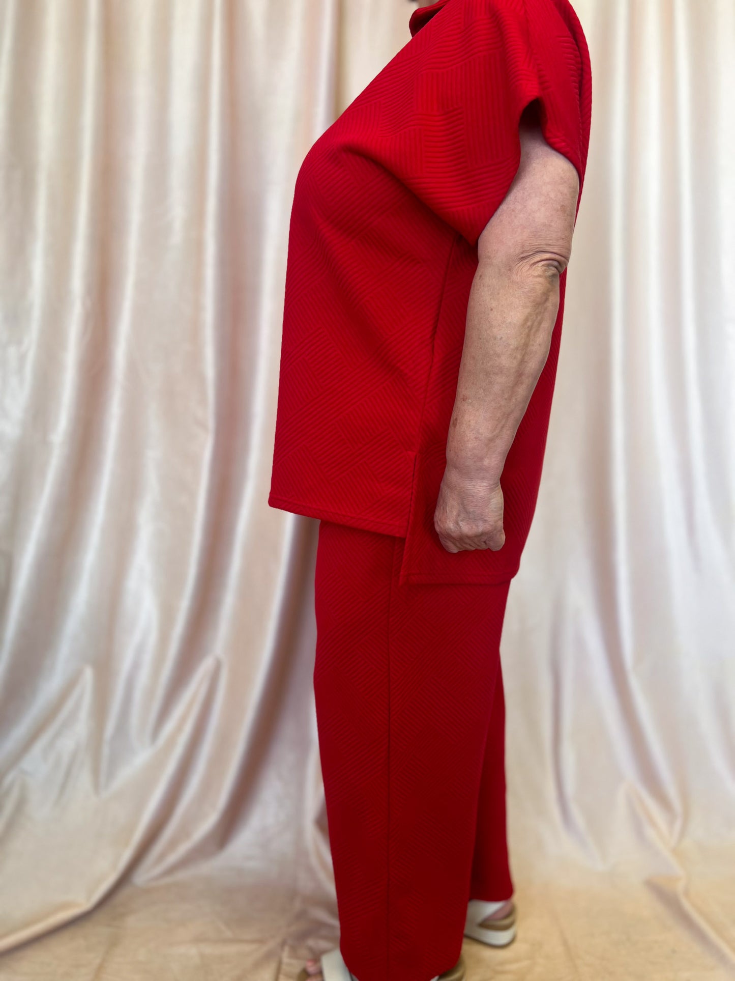 Coach's Favorite Plus-Size Red Textured Set