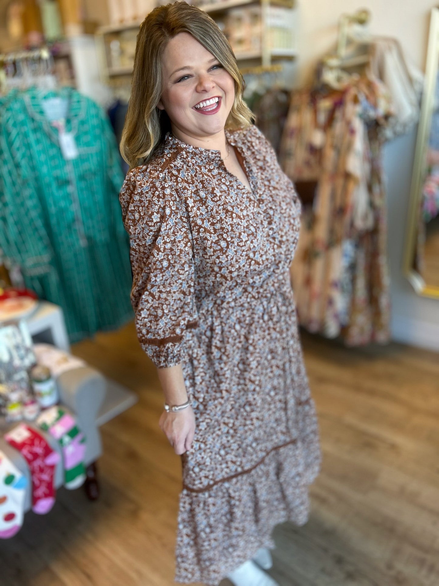 Ditsy Holidaze Plus-Size Brown Floral Midi Dress