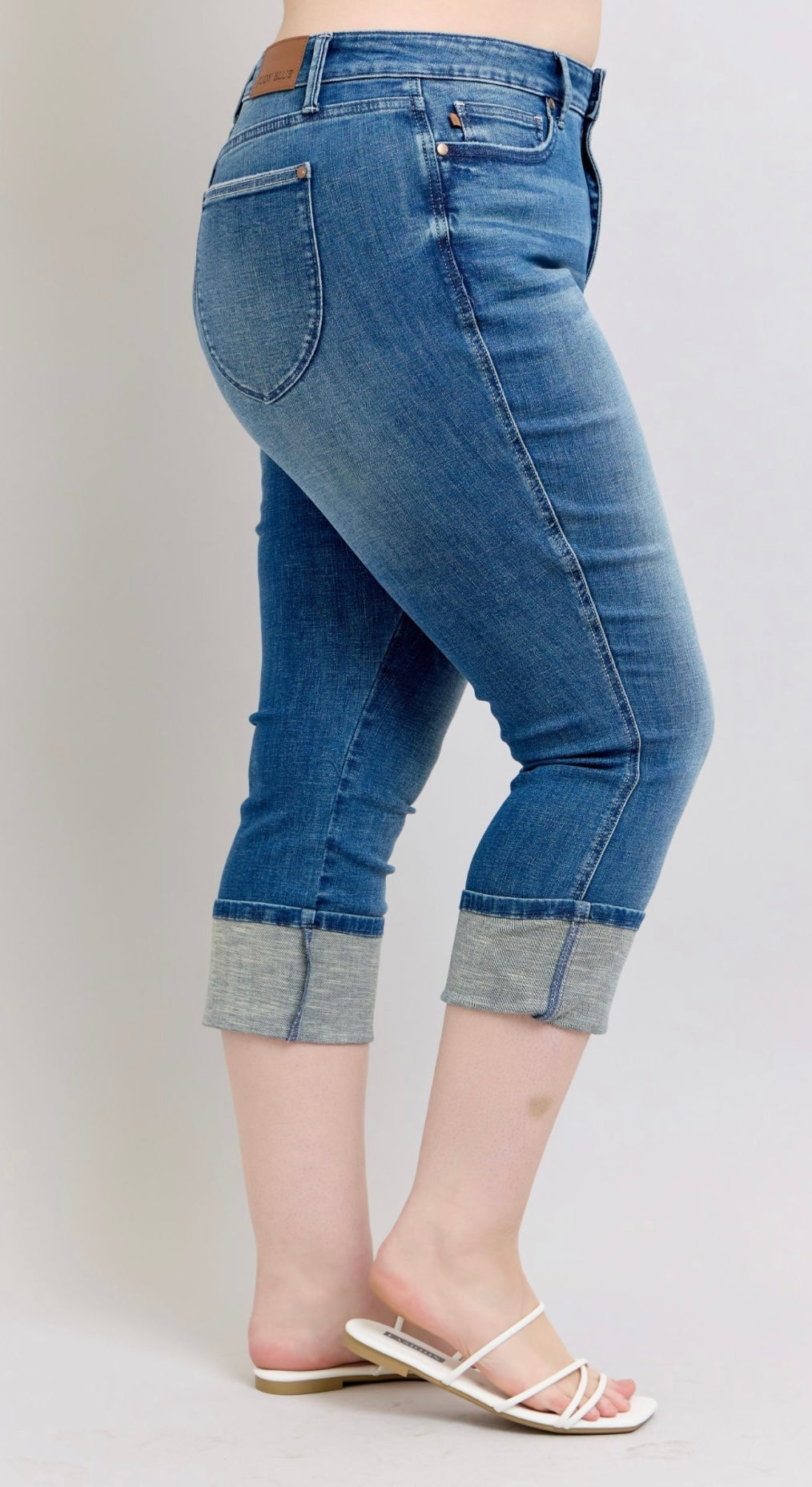 Plus-Size Judy Blue High Waist Tummy Control Cuff Capri Jeans