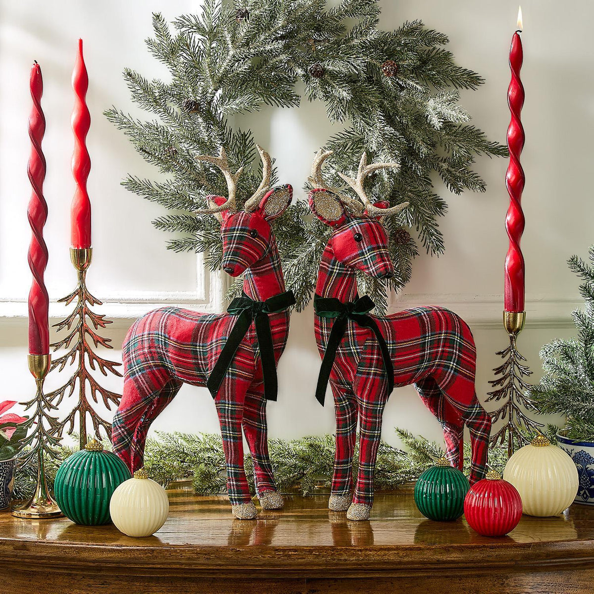 High-Gloss Ornament Ball Candles
