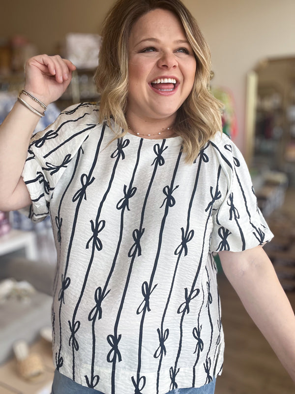 "Bow-tiful Babe" Curvy Cream & Navy Top