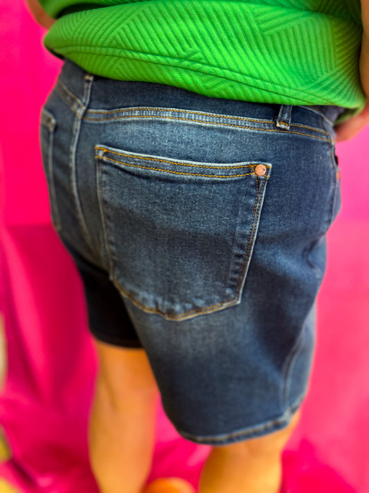 Plus-Size Judy Blue High Rise Stretchy Medium Wash Short