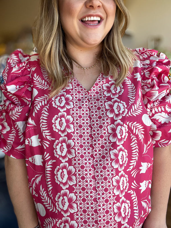 "Flaunty Femininty" Plus-Size Pink & White Ruched Sleeve Floral Top