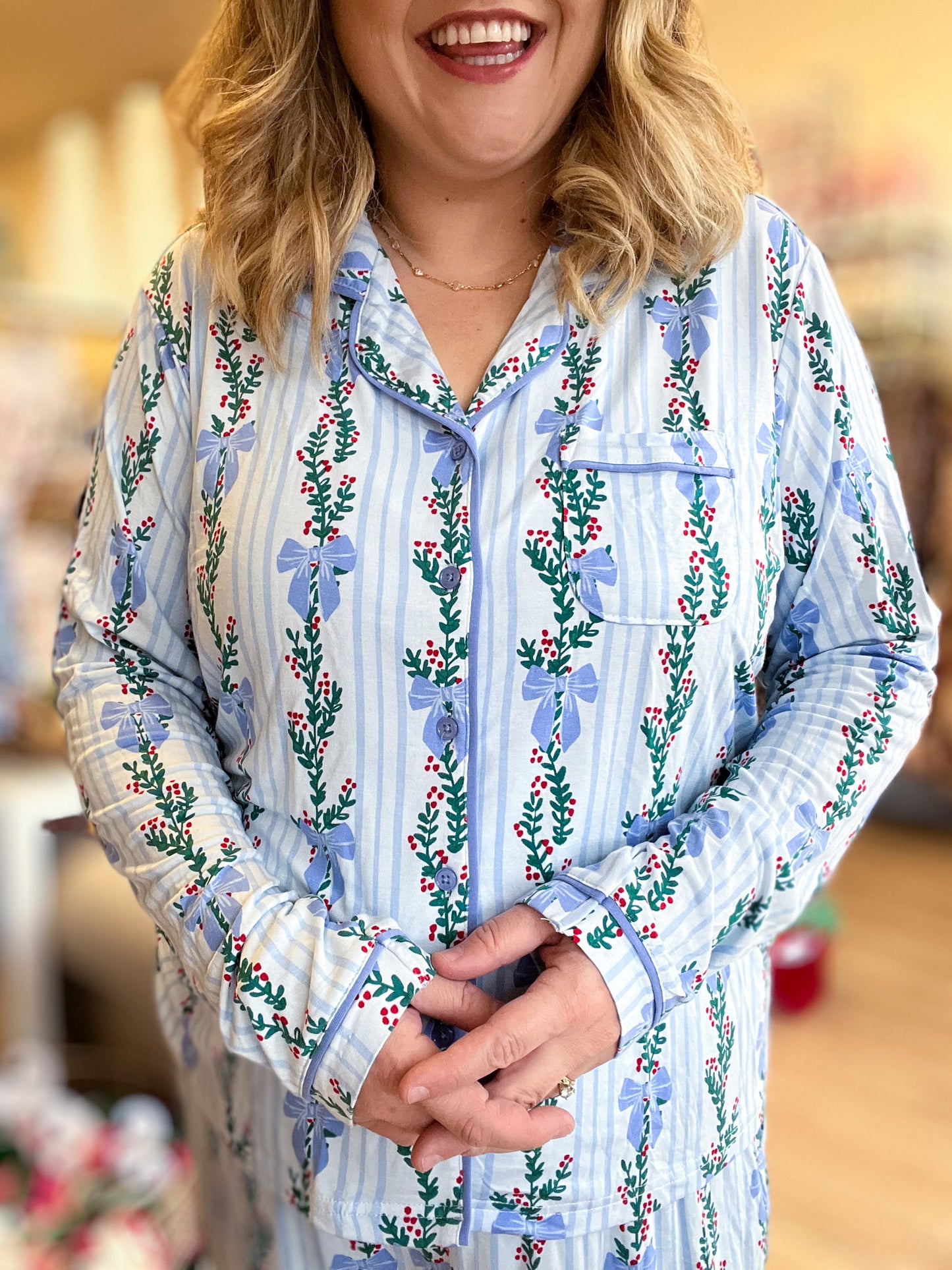 Let it Snow Curvy Bow Garland Pajamas