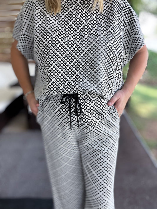 Like a Diamond Plus-Size Black & White Set