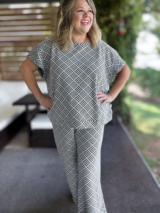 Like a Diamond Plus-Size Black & White Set