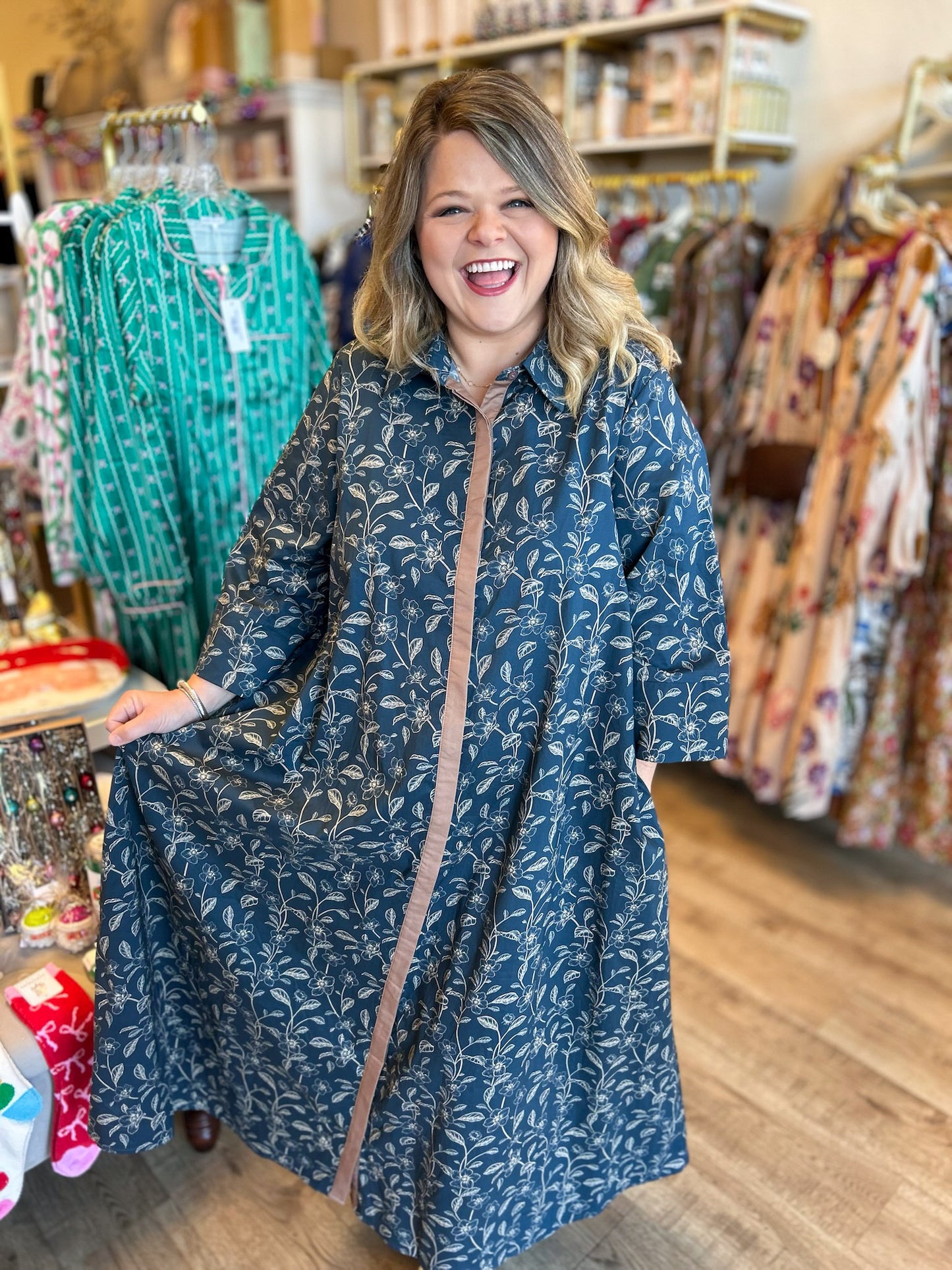 Mistletoe Moment Curvy Navy Floral Maxi Dress
