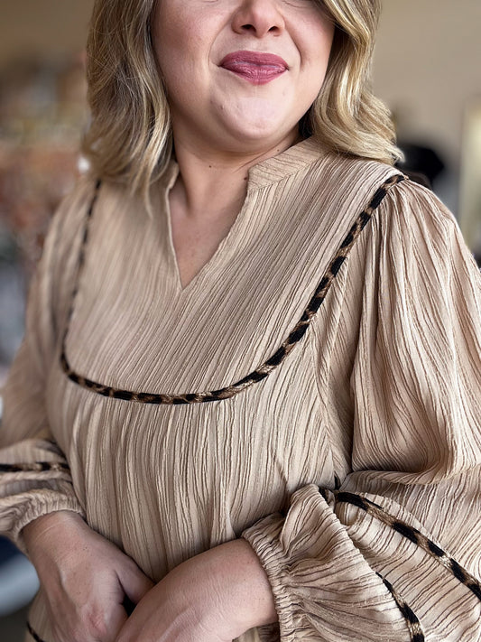 Oh My Gourd Curvy Textured Leopard Trim Blouse