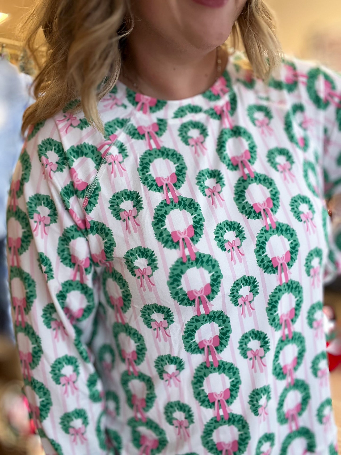 Rosy Wreaths Curvy Christmas Pajamas