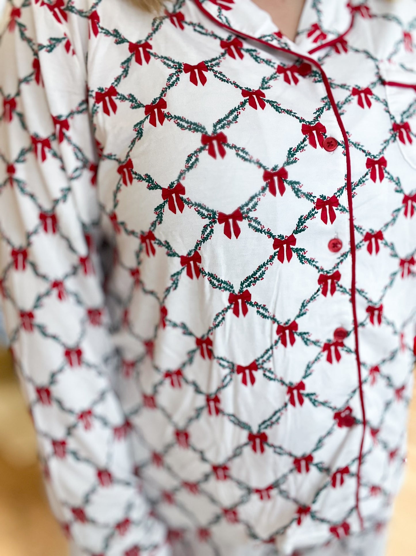 Santa Baby Curvy Christmas Lattice Garland Pajamas