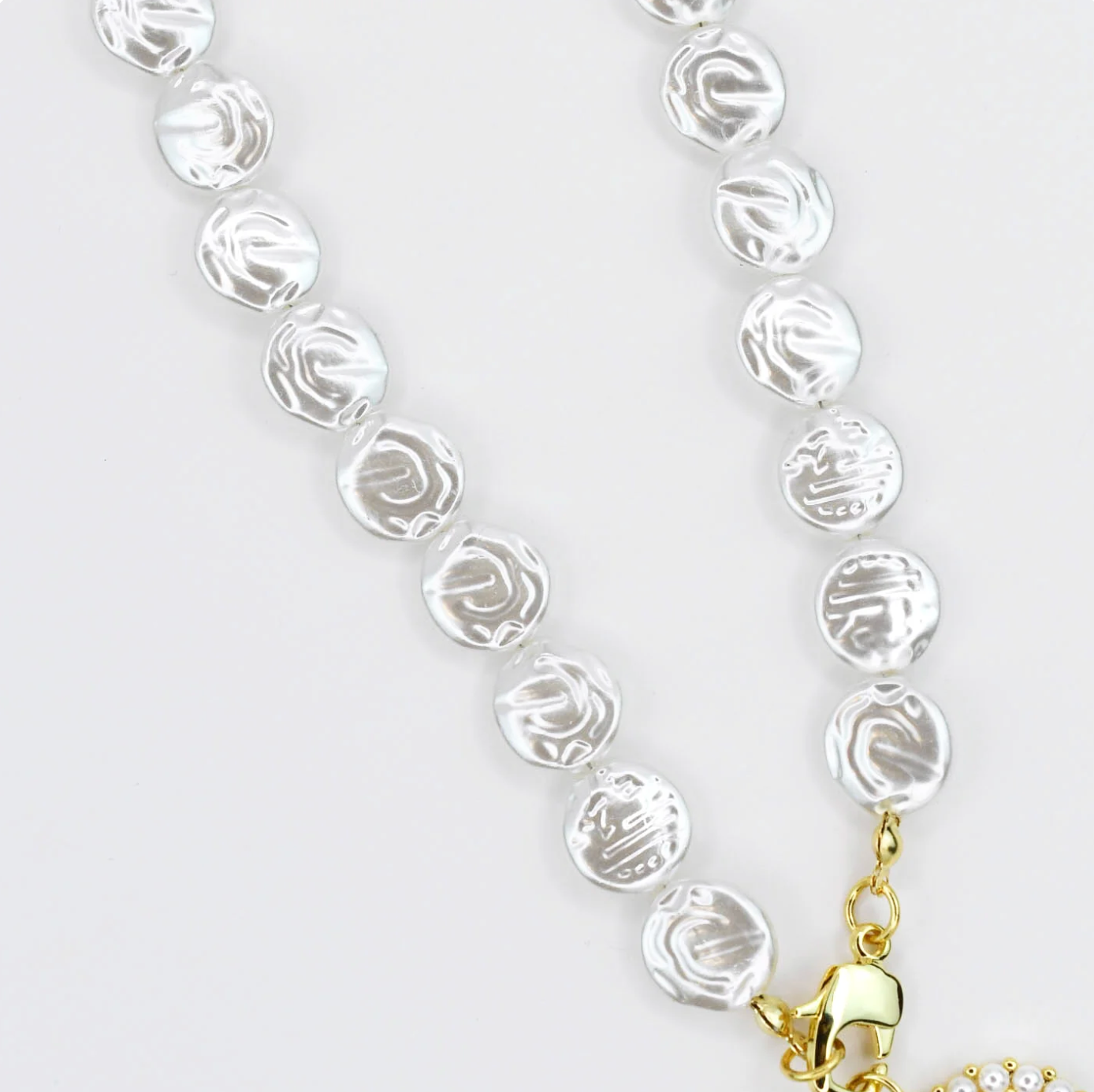 Sweetheart Glow Shell Heart Necklace