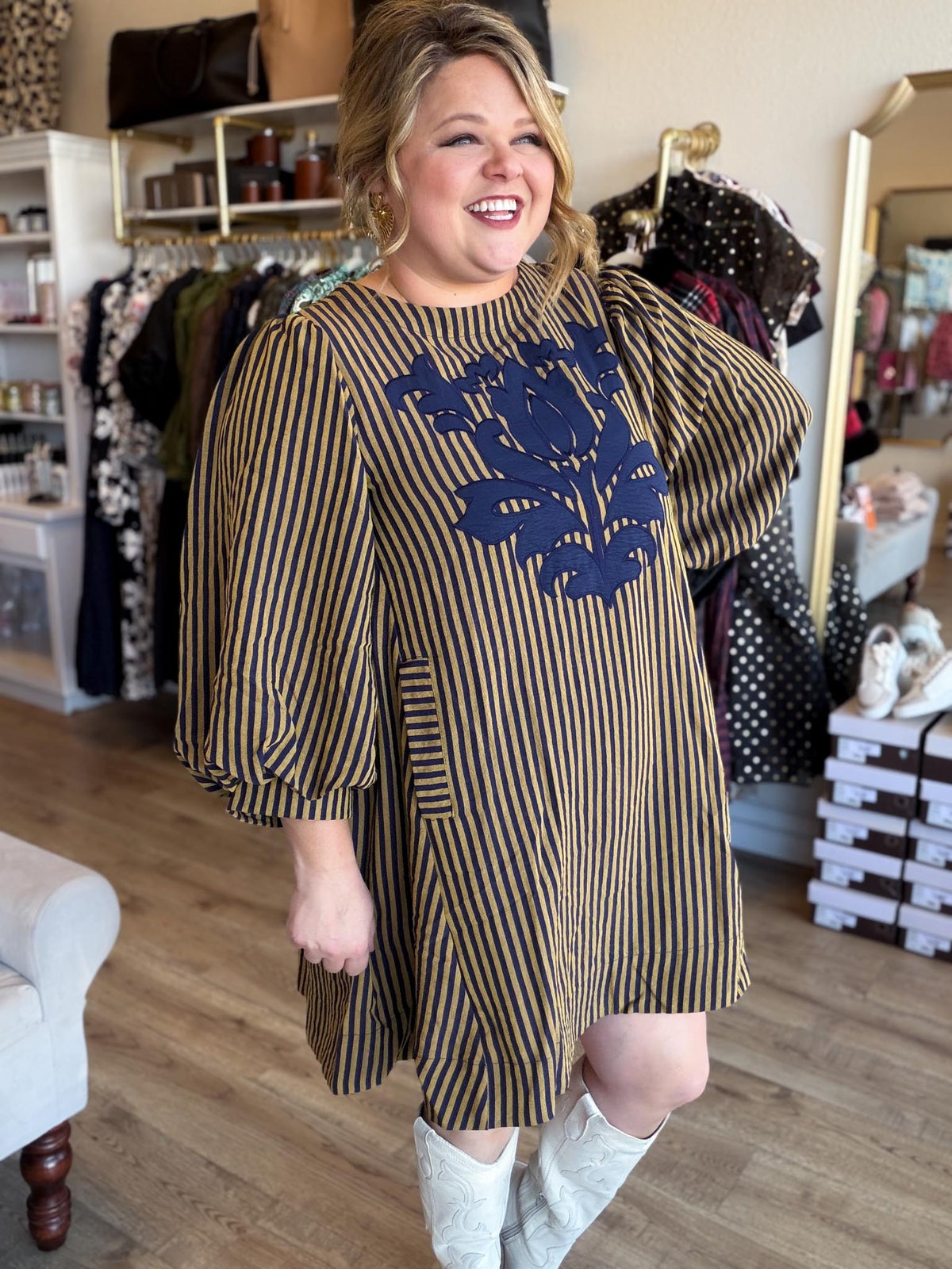 Statement Stripe Curvy Contrast Mini Dress