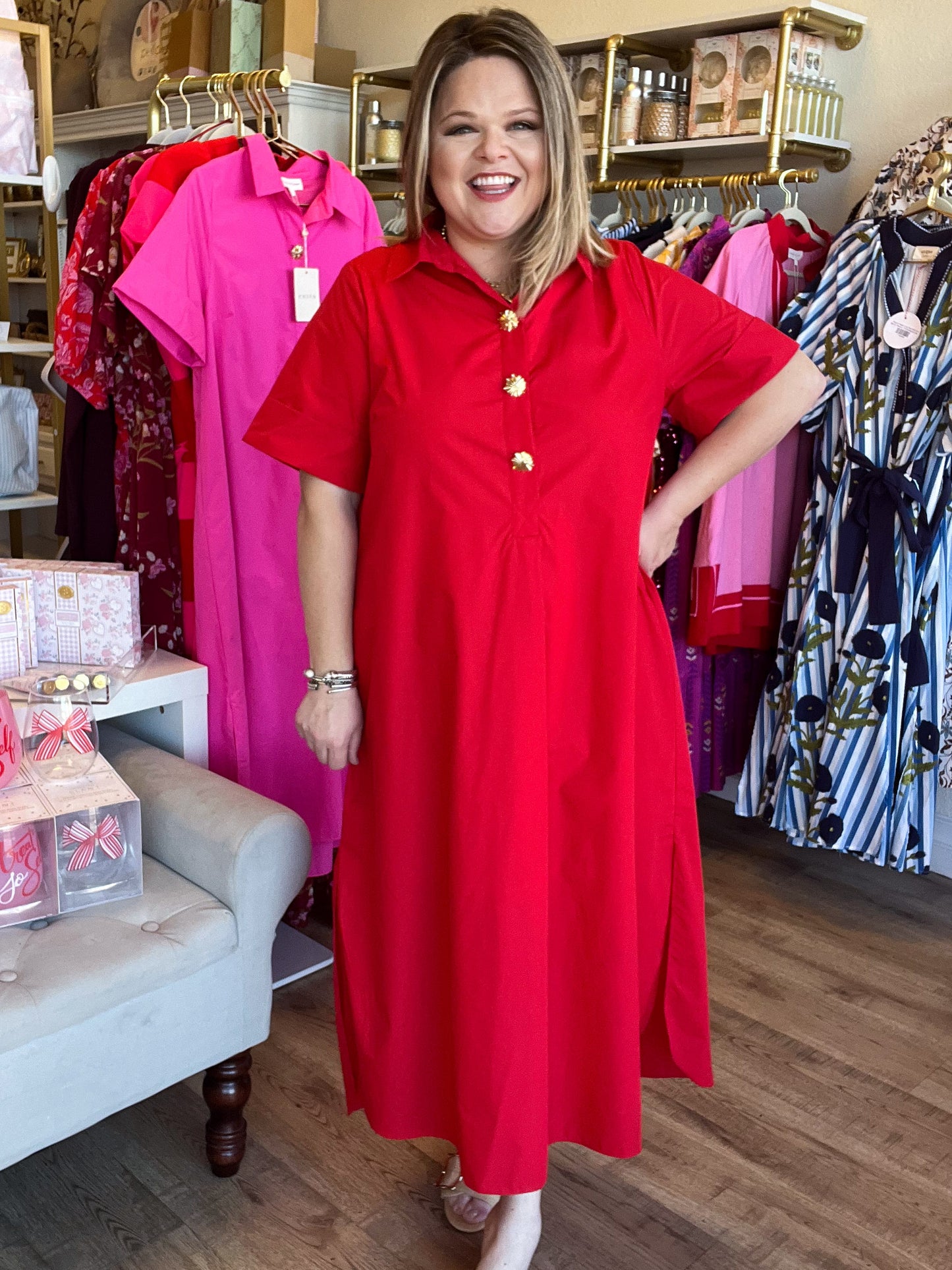 Très Chic Red Curvy Midi Dress