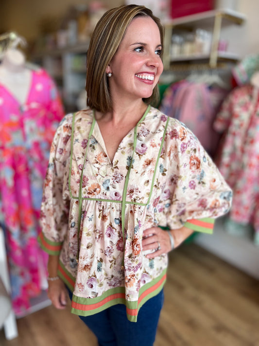 Whimsy Wisteria Curvy Ecru Floral Top