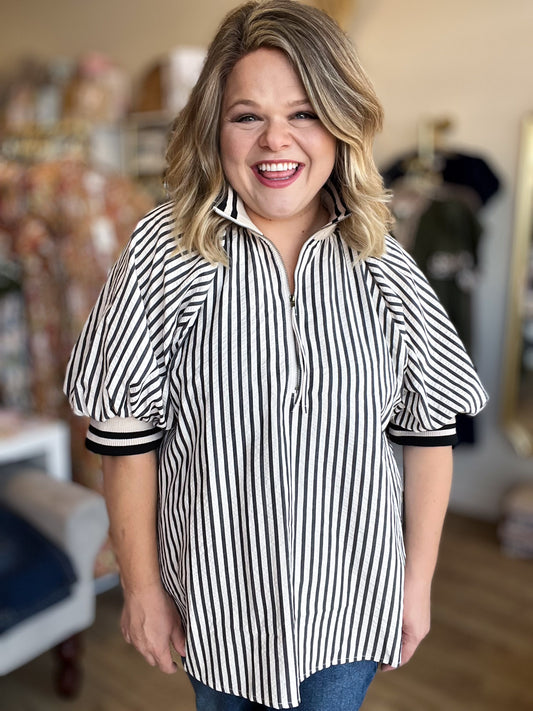 White Collar Woman Curvy Black & White Ribbed Top