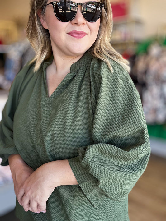 A ‘Tini Bit Better Curvy Olive Scalloped 3/4 Sleeve Top
