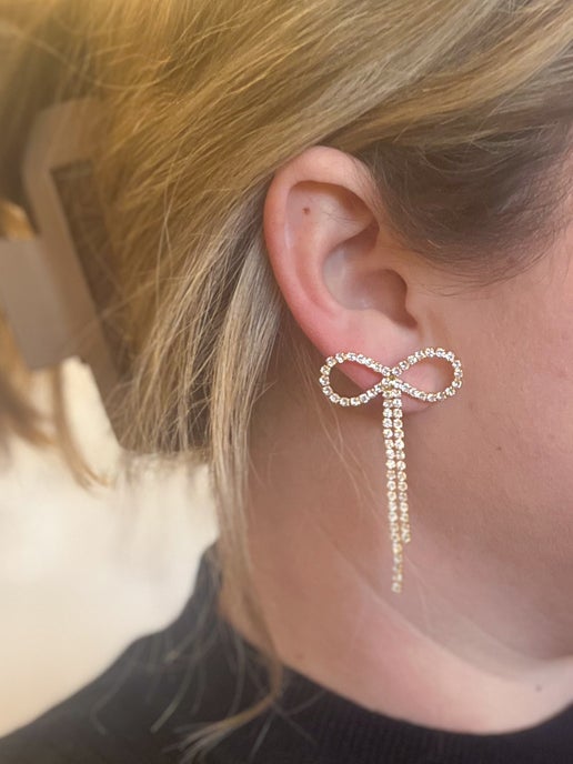 Adorable Shine Bow Earrings