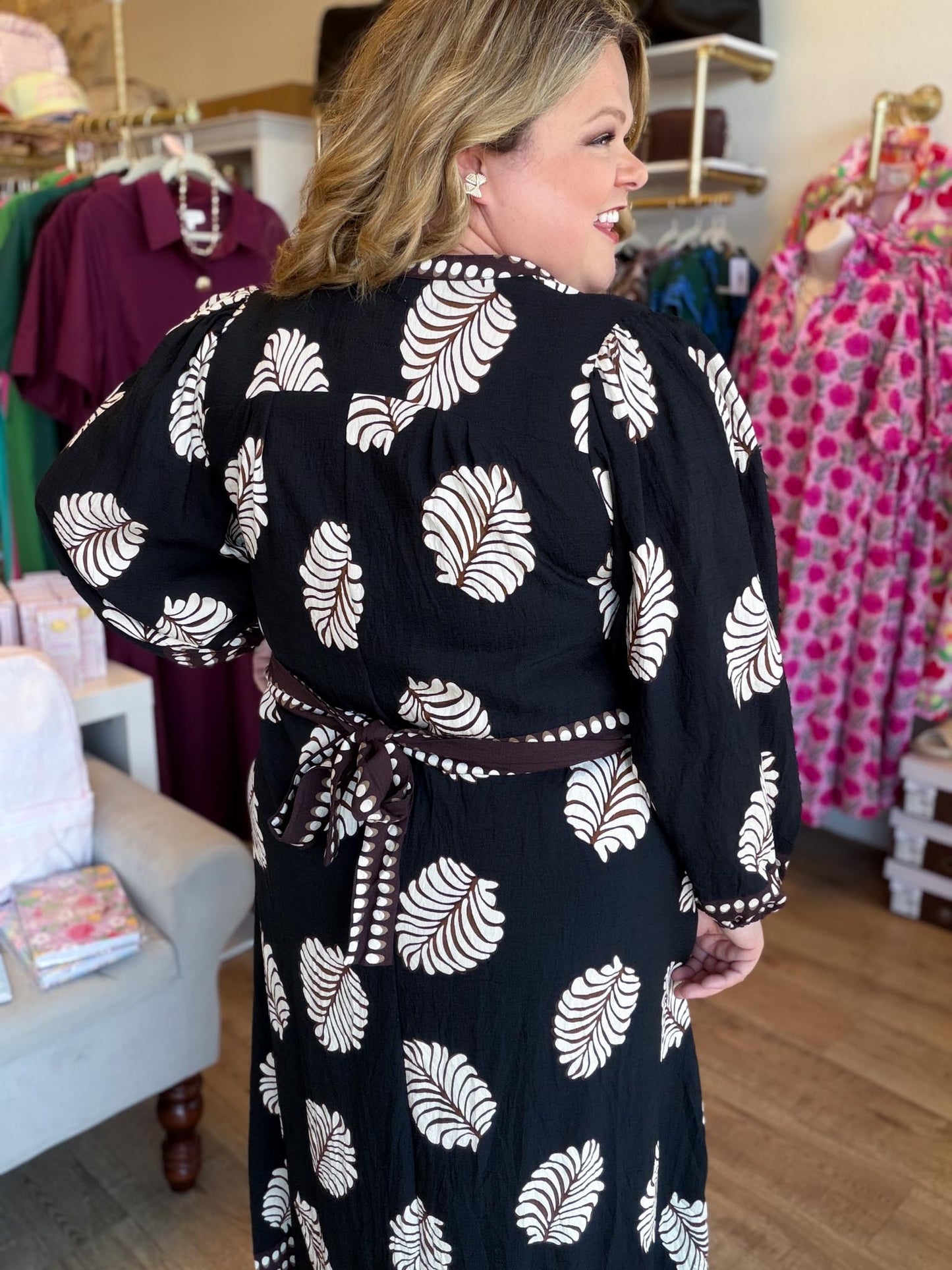 Autumn Foliage Curvy Black Leaf Print Midi Dress