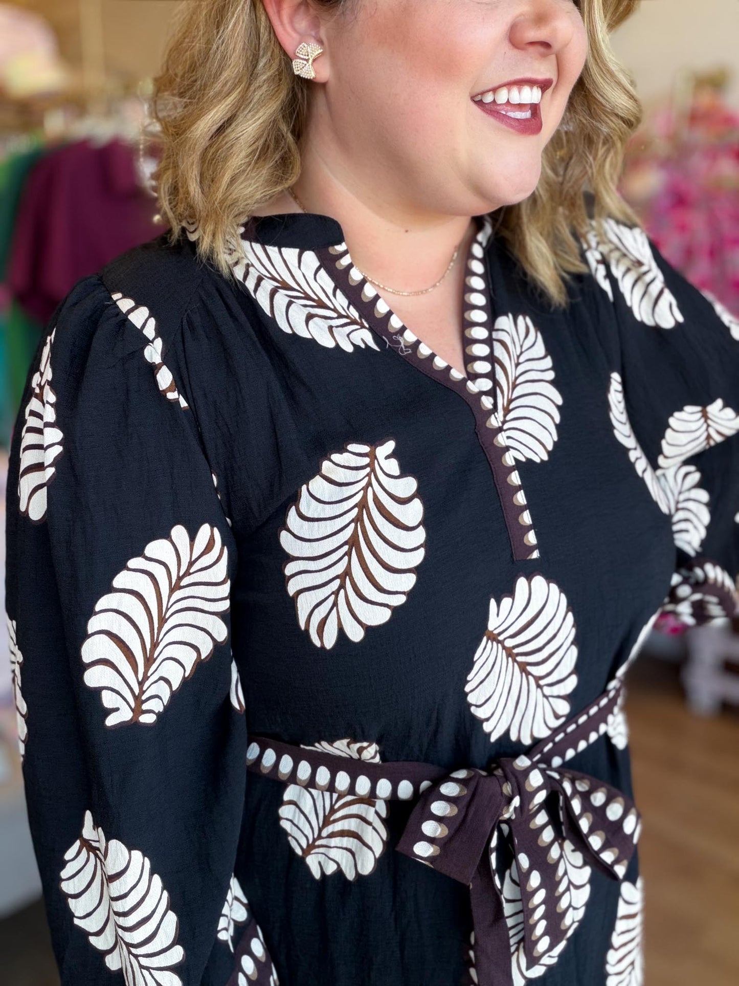 Autumn Foliage Curvy Black Leaf Print Midi Dress