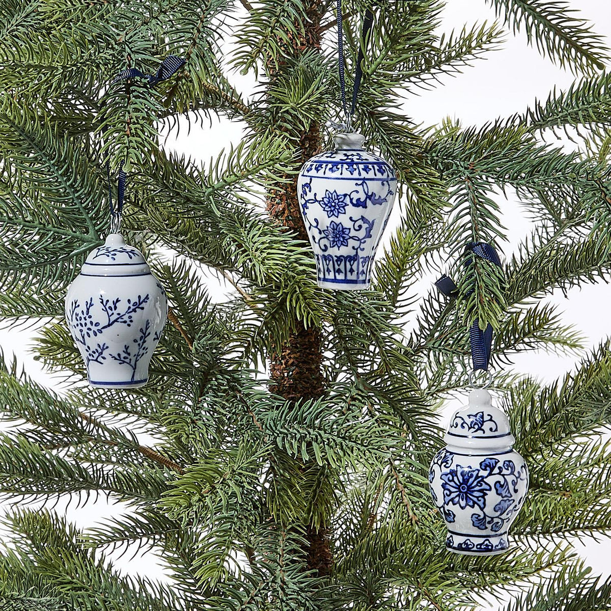 Blue & White Temple Jar Ornament/Place Card Holder