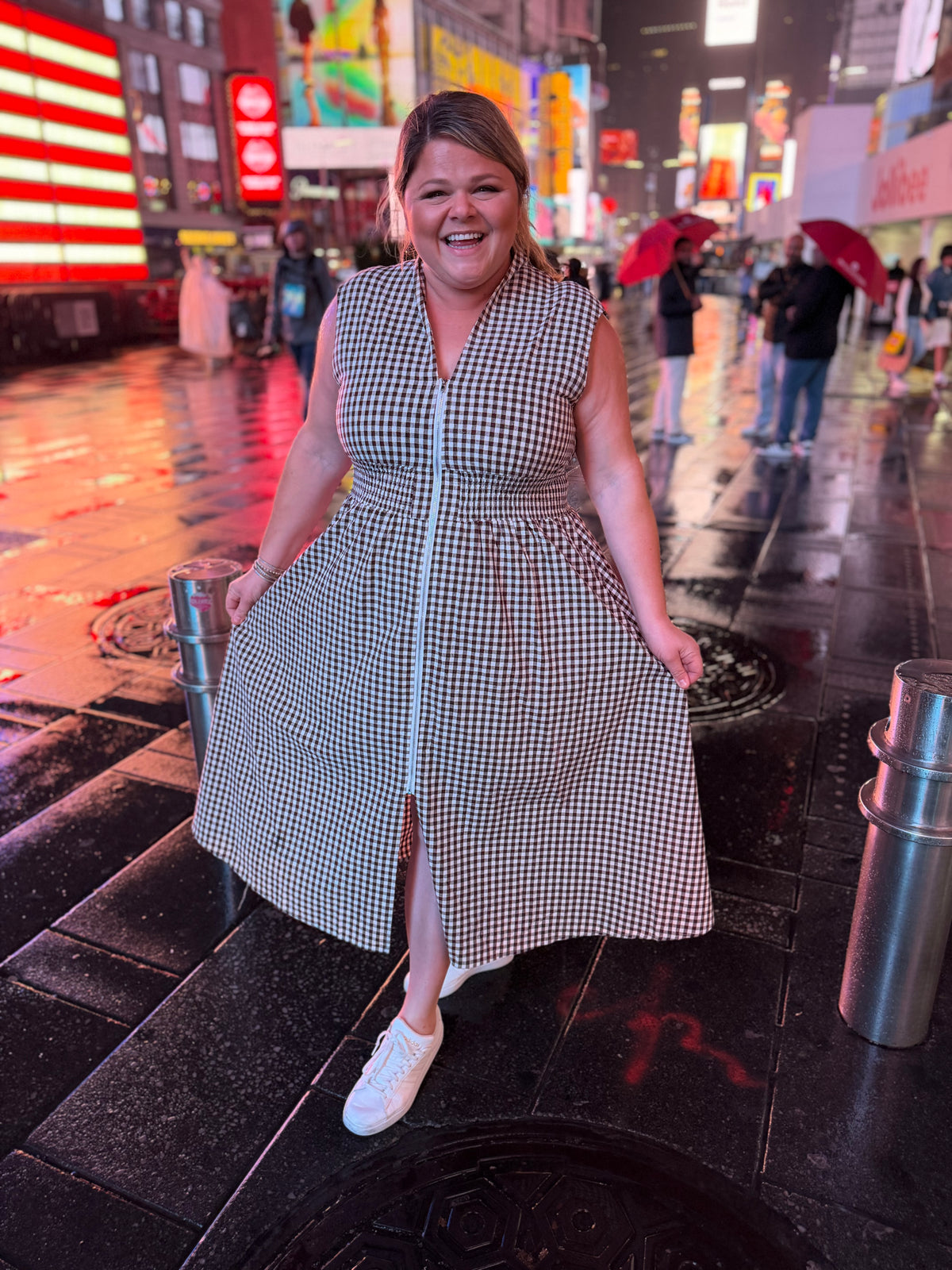 Juliet Check Curvy Brown Gingham Midi Dress
