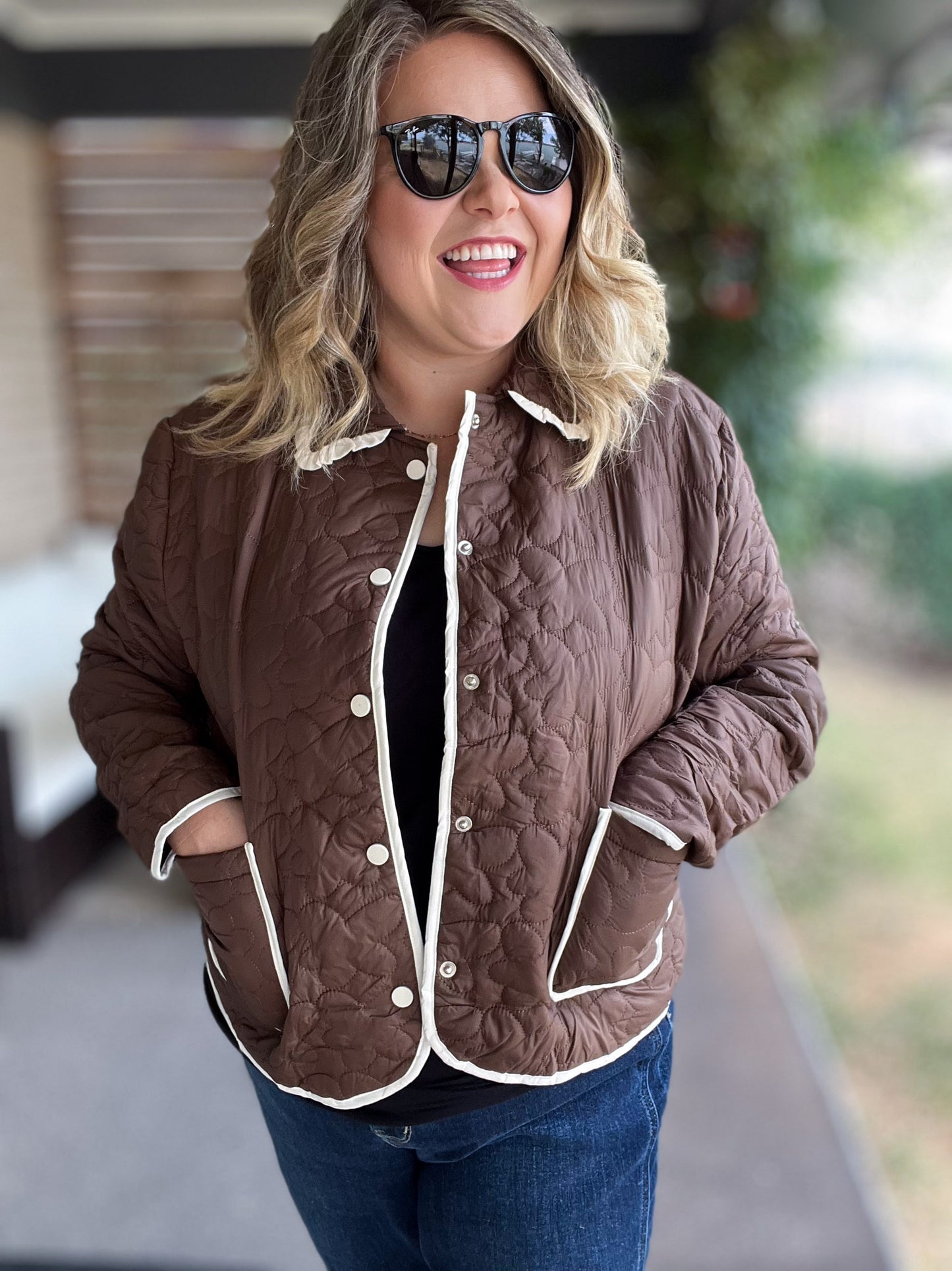 Espresso Martini Curvy Cropped Quilted Jacket