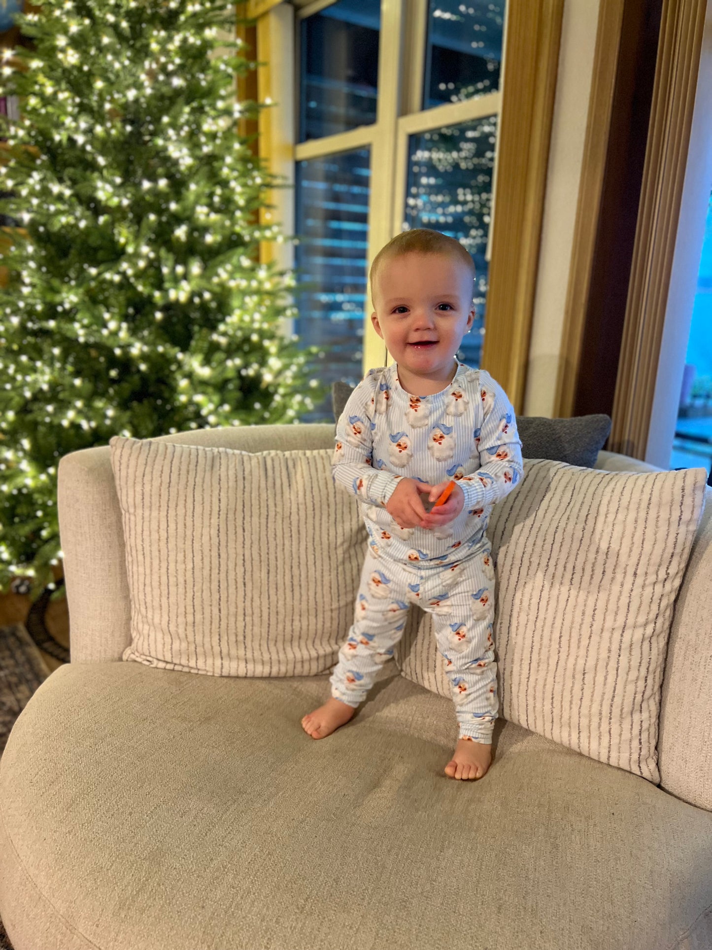 Mommy & Me Vintage Santa Blue Pajamas