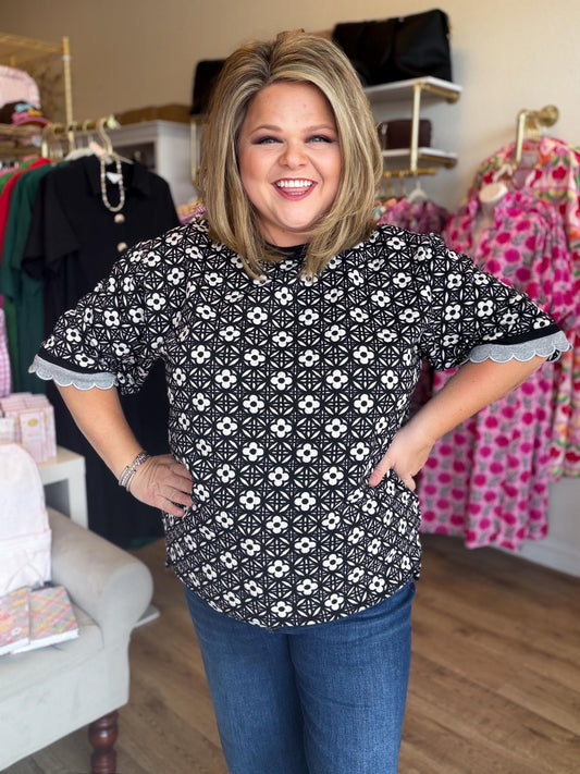 Harvest Haze Curvy Black and White Floral Top