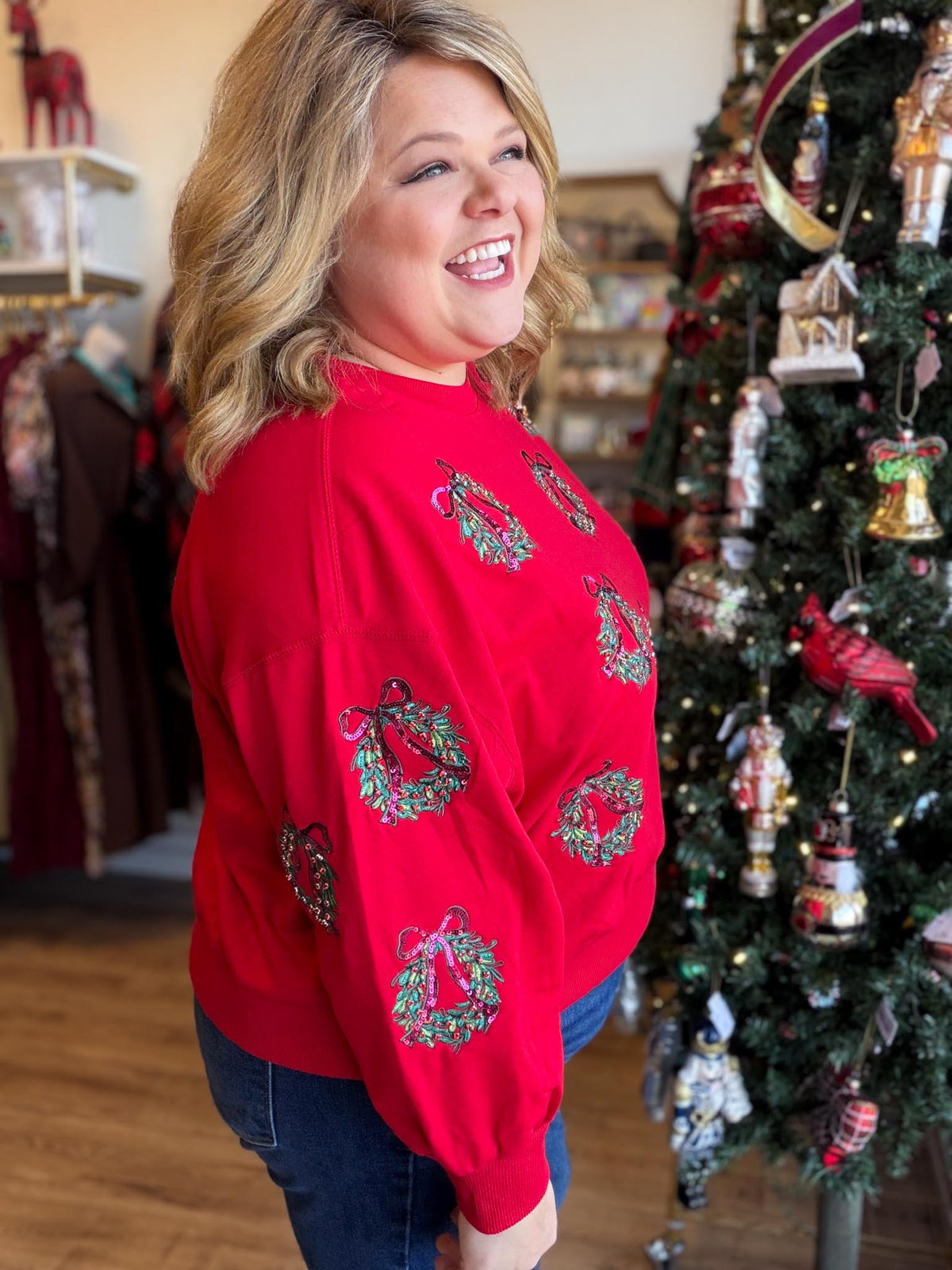 Holiday Style Curvy Cropped Beaded Wreath Sweatshirt