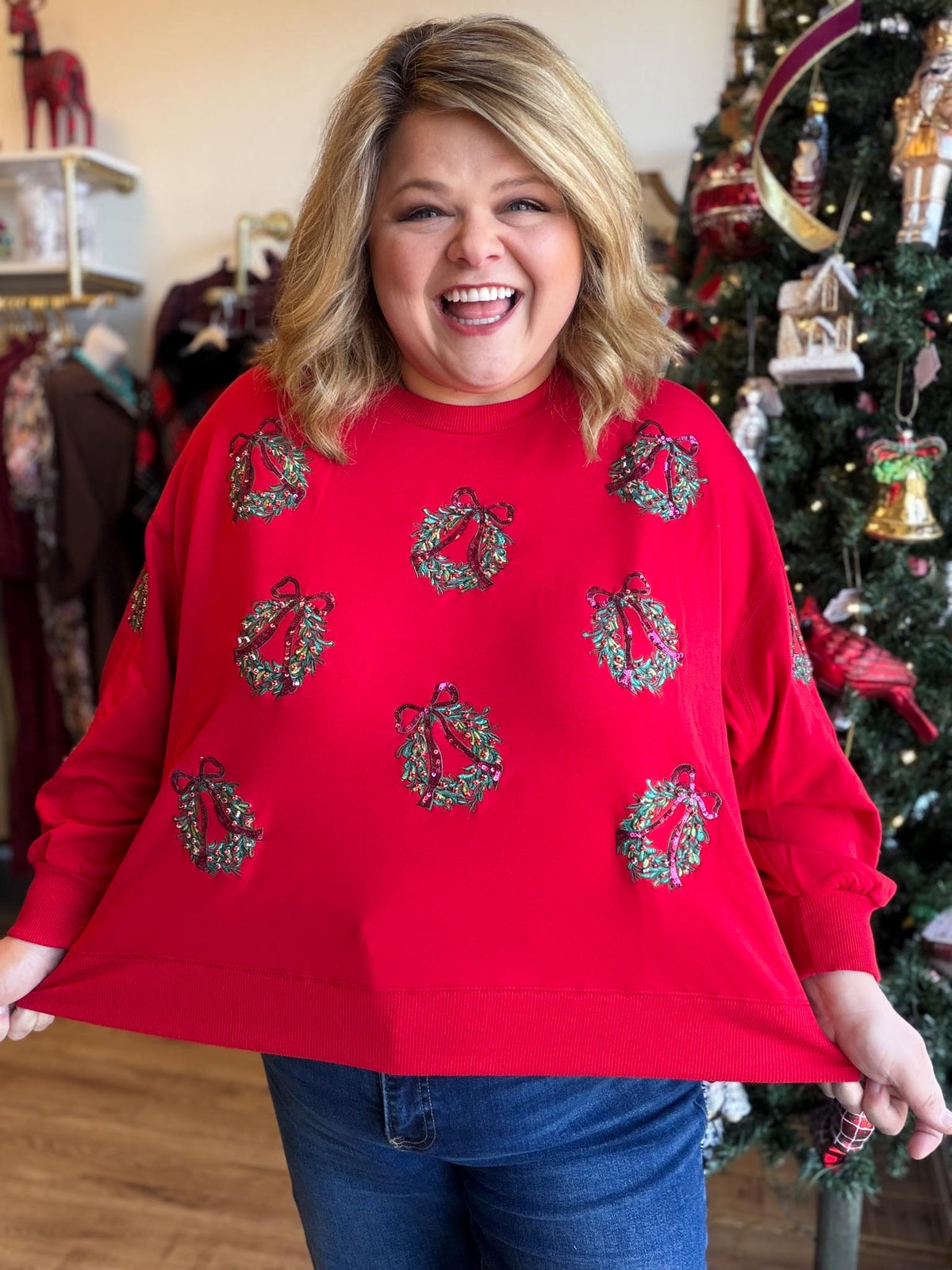 Holiday Style Curvy Cropped Beaded Wreath Sweatshirt