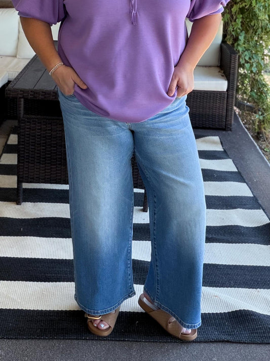 Judy Blue Mid Rise Claudia Ankle Wide Medium Wash Jeans