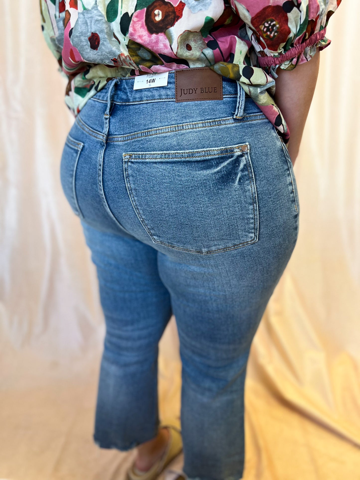 Judy Blue Plus-Size Mid-Rise Vintage Wash Kick Flare Jean