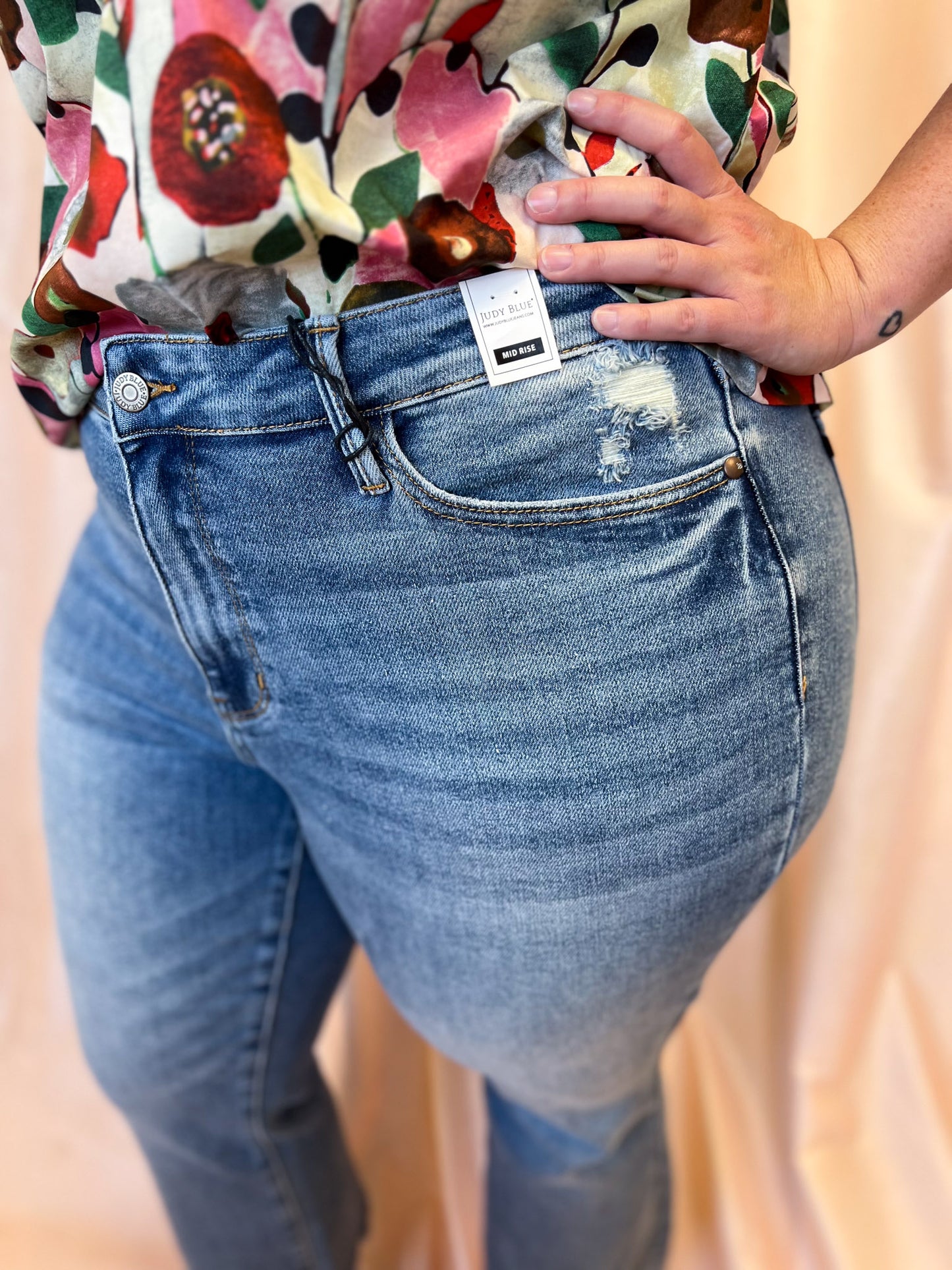 Judy Blue Plus-Size Mid-Rise Vintage Wash Kick Flare Jean