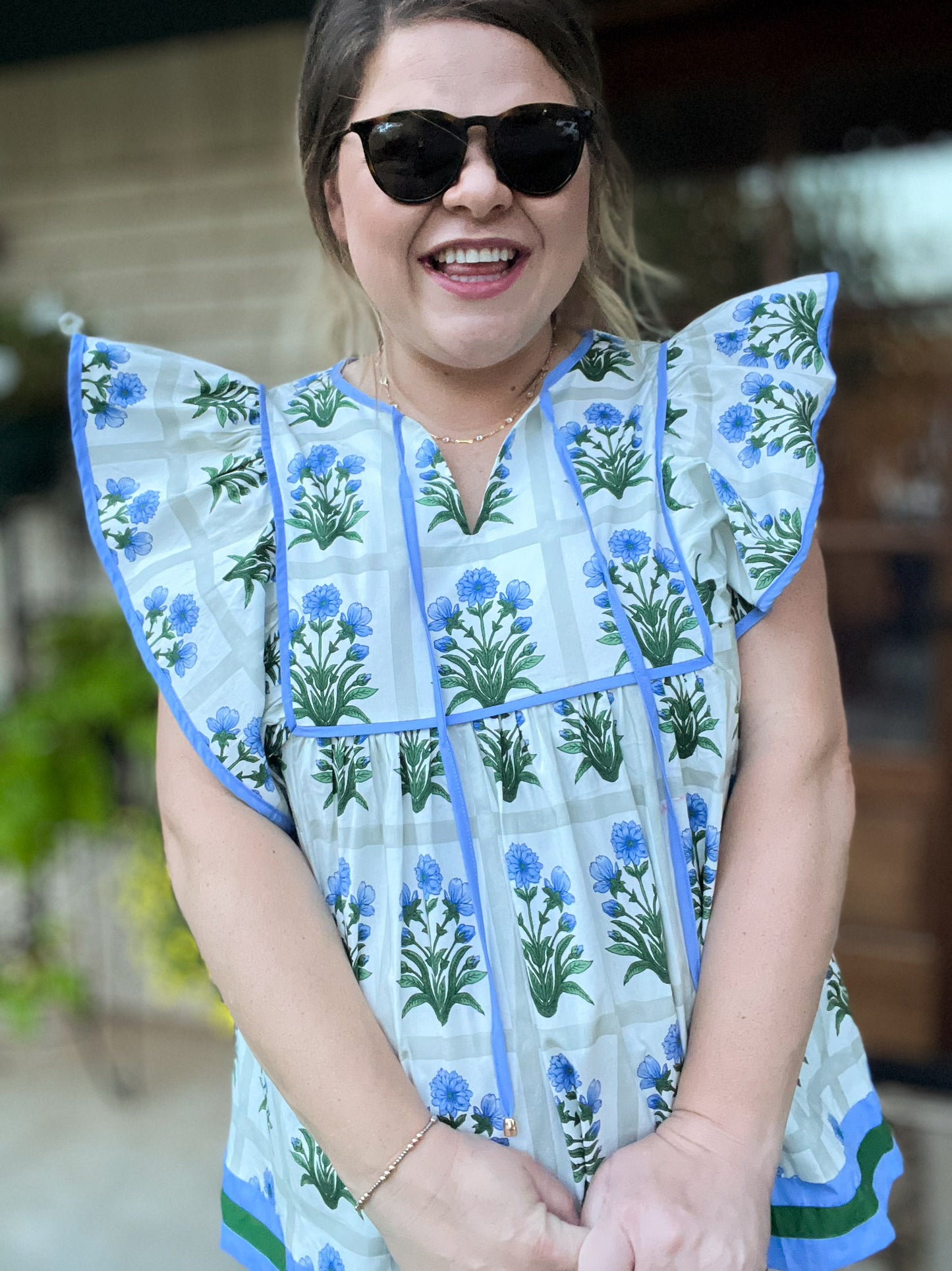 Long Hot Summer Day Curvy Floral Flutter Sleeve Top