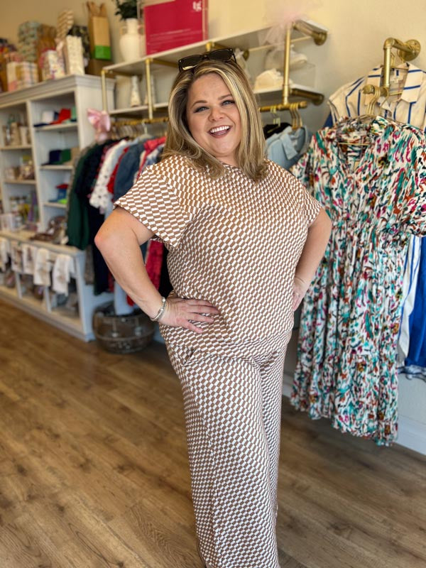 "Feels Like Fall" Plus-Size Camel Checkered Pants Set