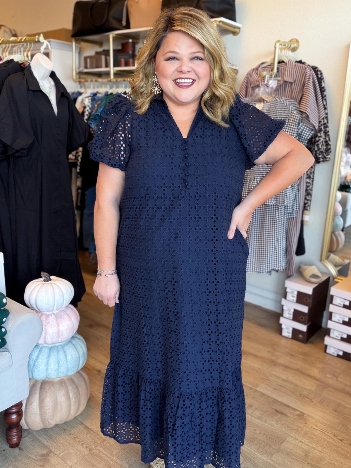 Lady of the Night Curvy Navy Midi Dress