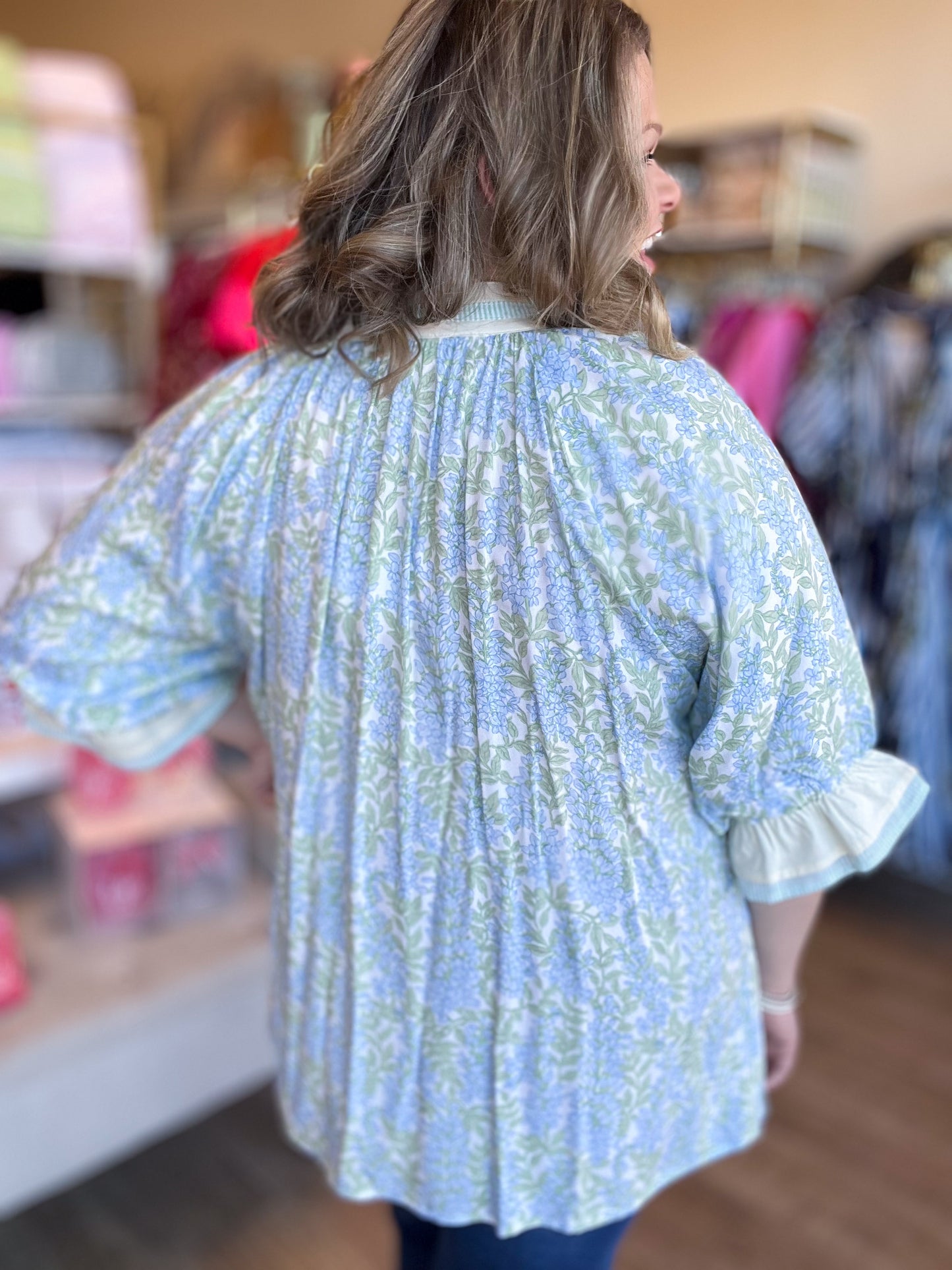 Magnolia Meadows Curvy Hydrangea Top