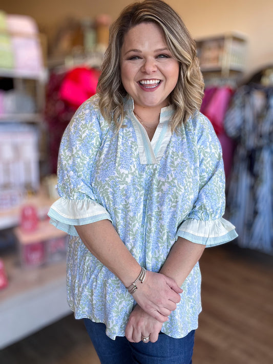 Magnolia Meadows Curvy Hydrangea Top