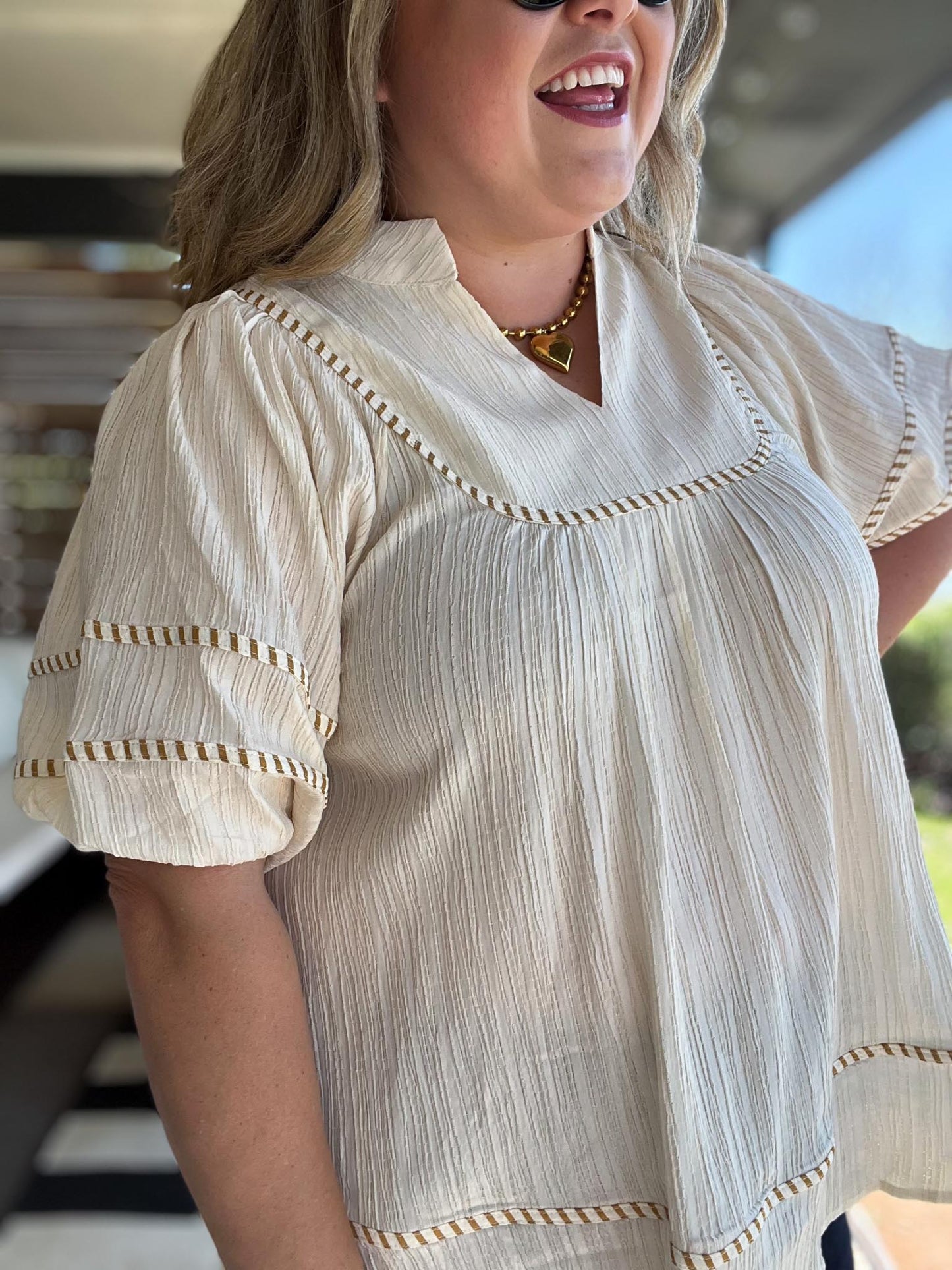 Oh my Stripes Curvy Ecru Textured Top