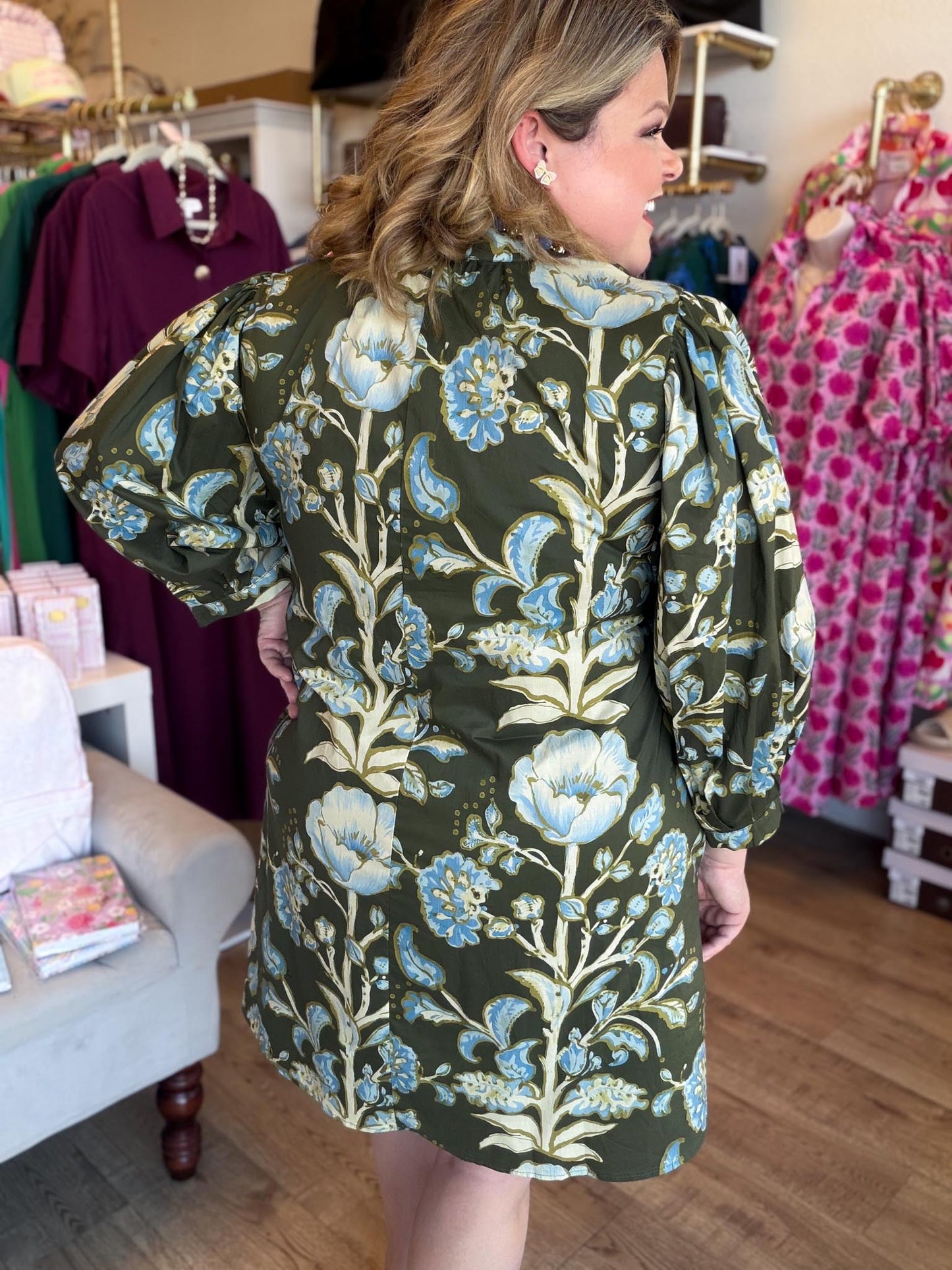 Olive & Ivy Curvy Floral Mini Dress