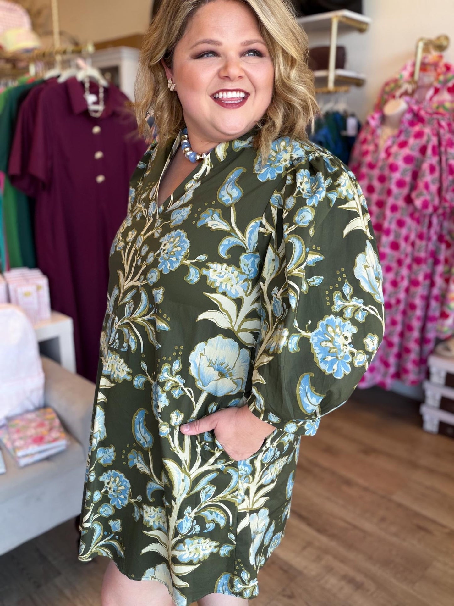 Olive & Ivy Curvy Floral Mini Dress