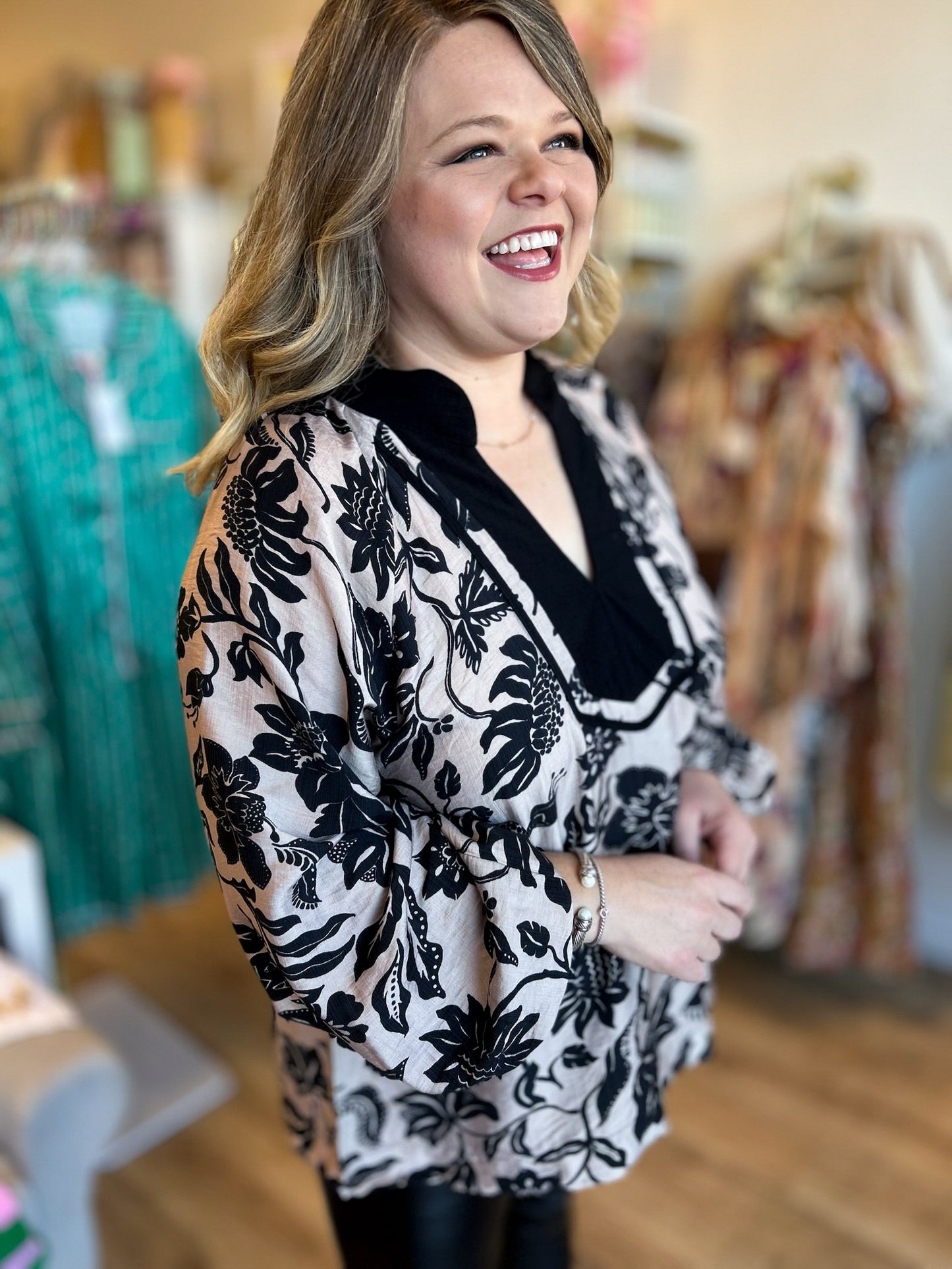 Rockin' Around Curvy Black & Taupe Top