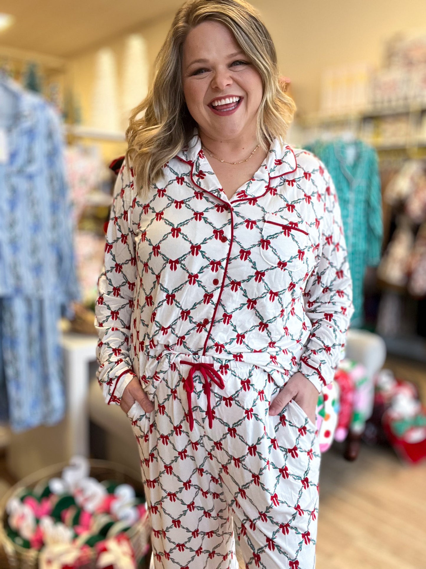 Santa Baby Curvy Christmas Lattice Garland Pajamas