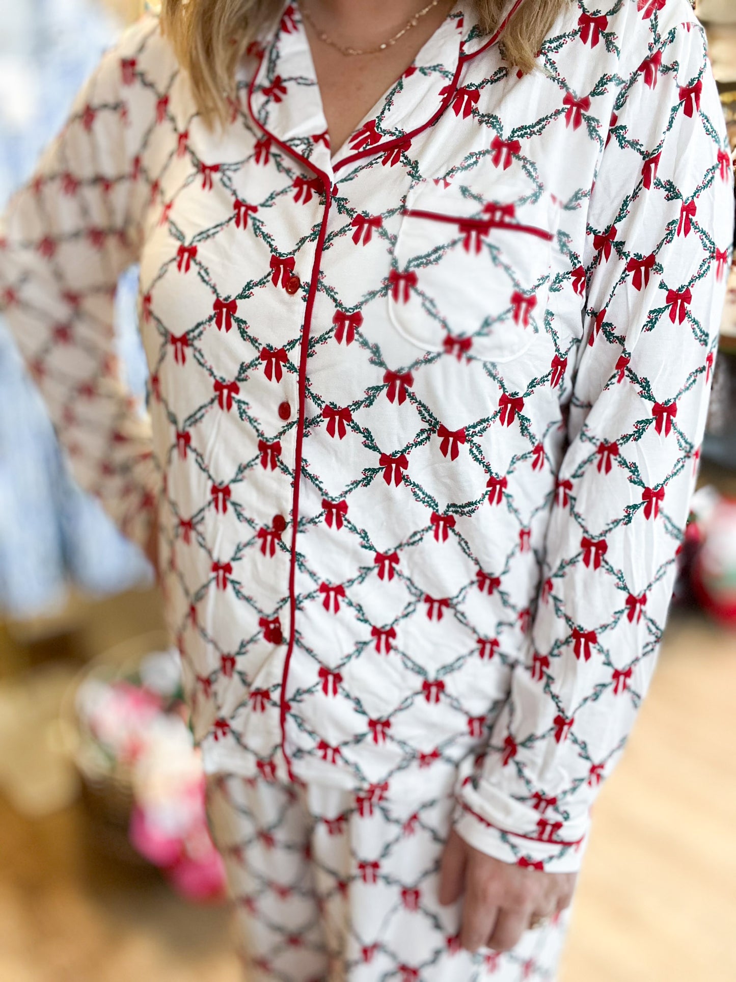 Santa Baby Curvy Christmas Lattice Garland Pajamas