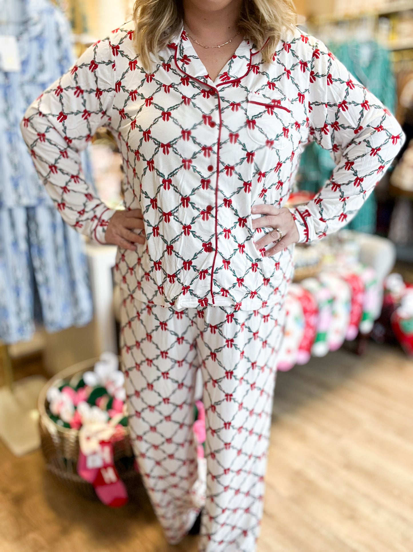 Santa Baby Curvy Christmas Lattice Garland Pajamas