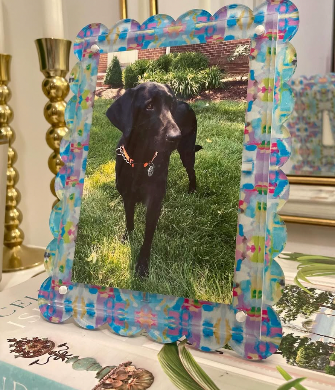 Abstract Magnetic Scalloped Frame