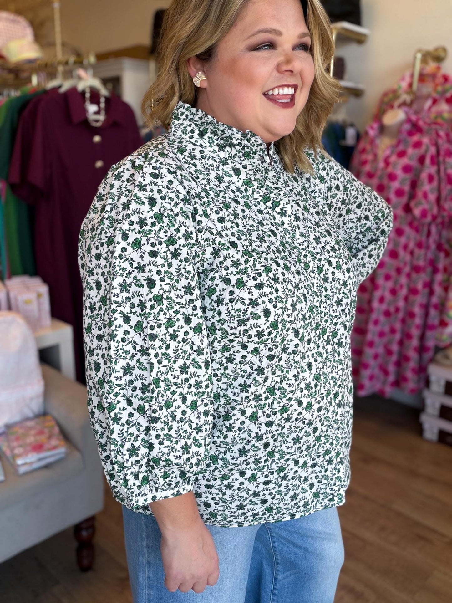 Secret Garden Plus-Size Green Floral Button Down Top
