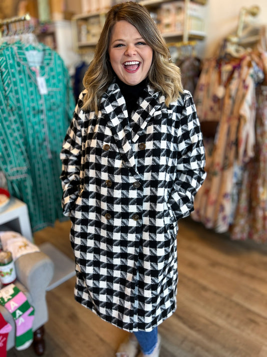 Sleigh All Day Plus-Size Black & White Houndstooth Coat